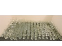 Lot 506 - A large suite of etched glassware