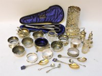 Lot 301 - A quantity of silver