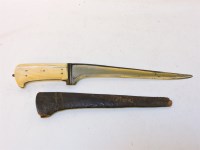 Lot 418 - A Pesh Kabz dagger