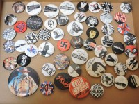 Lot 329 - Punk rock band badges