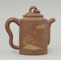 Lot 98 - A Yixing Teapot