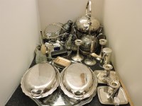 Lot 580 - Silver and plated items including