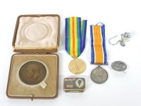 Lot 1099 - WW1 war medals