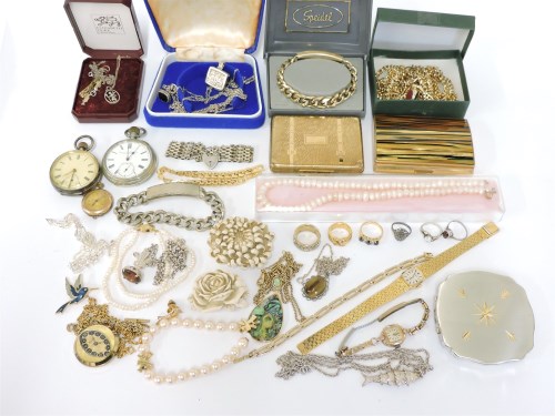 Lot 1063 - A large quantity of jewellery