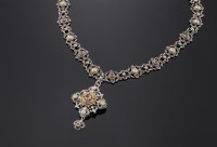 Lot 349 - An Austro-Hungarian silver garnet and enamel necklace