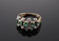 Lot 320 - A Georgian three-row emerald and diamond ring