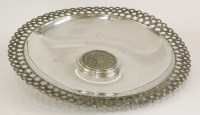 Lot 214 - A presentation Royal Silver Jubilee dish