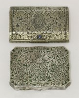 Lot 233 - A metalwares lady’s compact