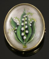 Lot 361 - A Victorian reverse painted crystal intaglio brooch