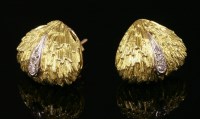 Lot 493 - A pair of gold