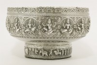 Lot 7 - A silver bowl