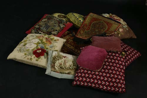 Lot 479 - Ten Victorian and later cushions