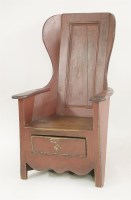 Lot 350 - A painted pine lambing chair