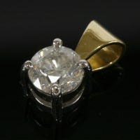 Lot 615 - A single stone diamond pendant