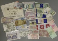 Lot 73 - A quantity of world bank notes