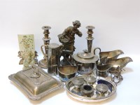 Lot 562 - Silver plated items