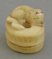 Lot 365 - A Manju ivory Netsuke