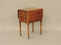 Lot 512 - A George III mahogany Pembroke table