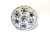 Lot 276 - A Chinese blue and white bowl