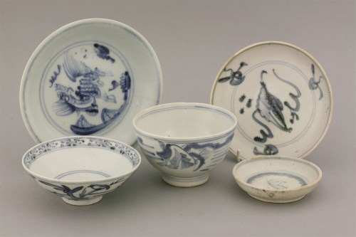 Lot 16 - Blue and White
