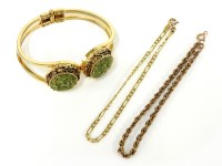 Lot 32 - A gold Figaro chain bracelet