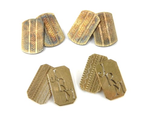 Lot 4 - A pair of 9ct gold cufflinks