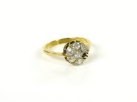 Lot 4 - A gold diamond cluster ring