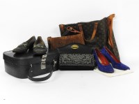 Lot 215 - A Dunhill black leather clutch handbag