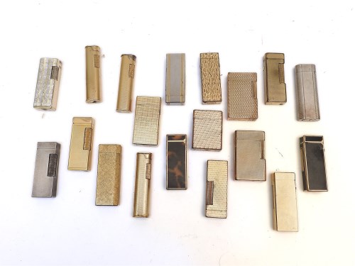 Lot 116 - A collection of cigarette lighters
