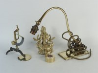 Lot 392 - A collection of brassware
