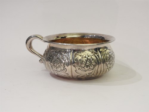 Lot 181 - A silver chamber pot