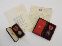 Lot 124 - A cased Imperial service medal