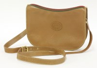 Lot 1276 - A Gucci vintage brown leather handbag