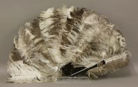 Lot 1211 - A late 19th century ostrich feather fan