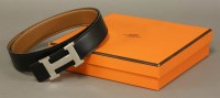 Lot 1096 - An Hermès reversible Epsom calfskin and Swift calfskin leather belt