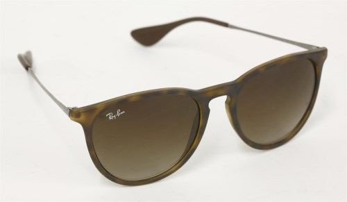 Lot 1046 - A pair of Ray-Ban 'Erika' sunglasses