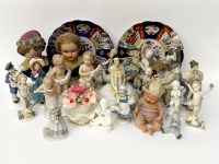 Lot 186 - A quantity of small porcelain figures