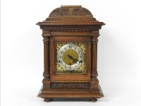 Lot 234 - An early 20th century bracket clock