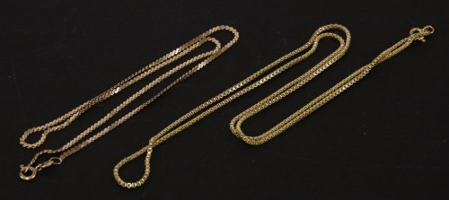 Lot 81 - A 9ct gold box link chain