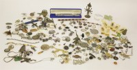 Lot 64 - A collection of costume jewellery