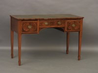 Lot 590 - An Edwardian mahogany inlaid leather top side table