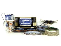 Lot 422 - A cased willow pattern sandwich set