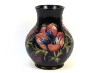Lot 323 - A large Moorcroft Anemone Blue pattern vase