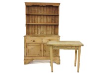 Lot 519 - An early 20th century pine dresser