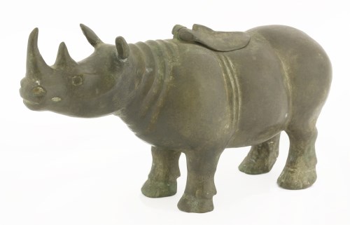 Lot 173 - A modern Chinese bronze rhino