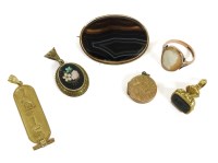 Lot 89 - A collection of jewellery