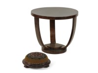 Lot 481 - An Art Deco circular lamp table