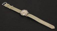 Lot 70 - A gentleman's Elgin A-17 WWII US military mechanical strap watch
