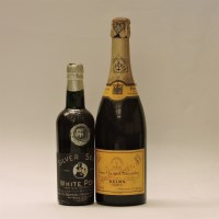 Lot 350 - Assorted to include: Silver Seal Rare Old Golden Wine