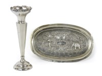 Lot 1272 - An Indian silver tray and an Edward VII silver vase